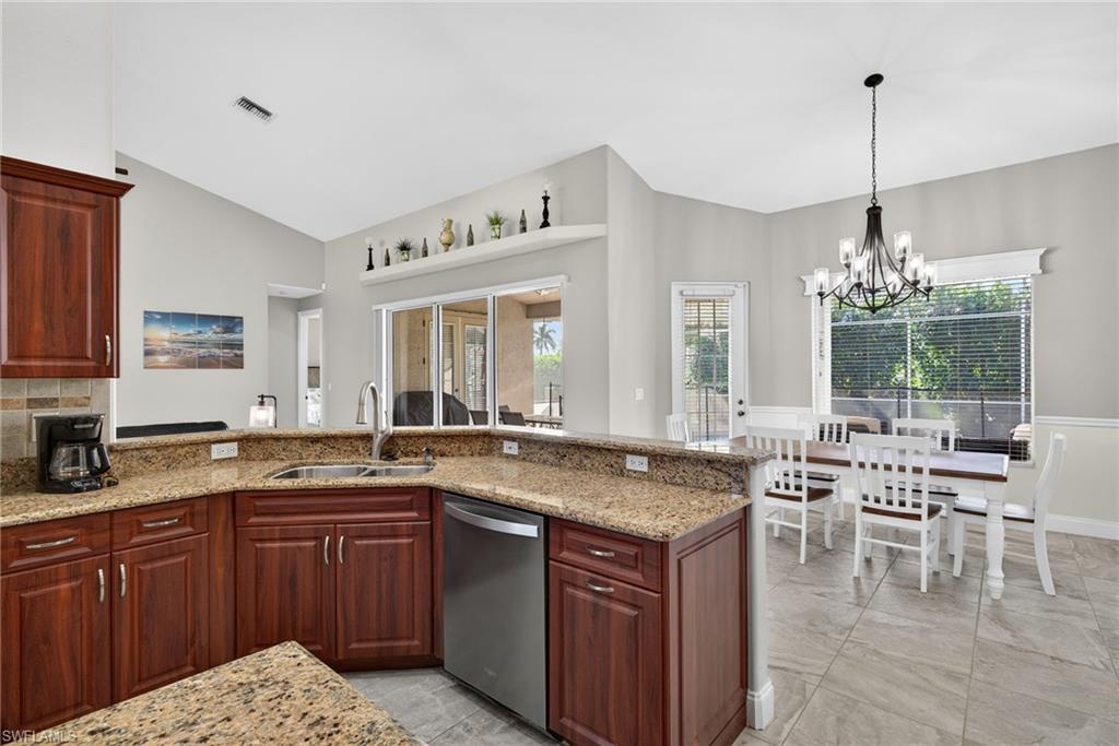 CORAL OAKS GOLF COURSE - Residential