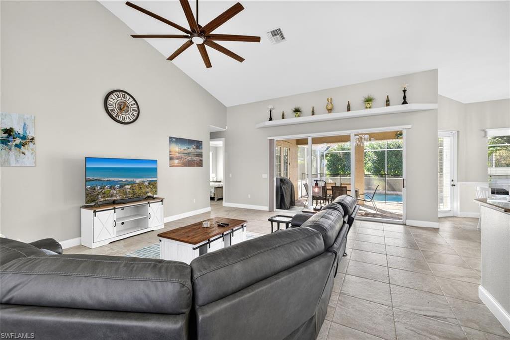 CORAL OAKS GOLF COURSE - Residential