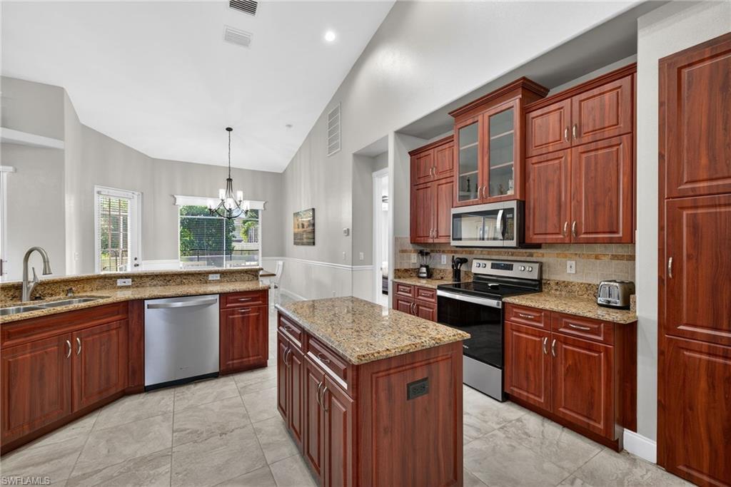 CORAL OAKS GOLF COURSE - Residential