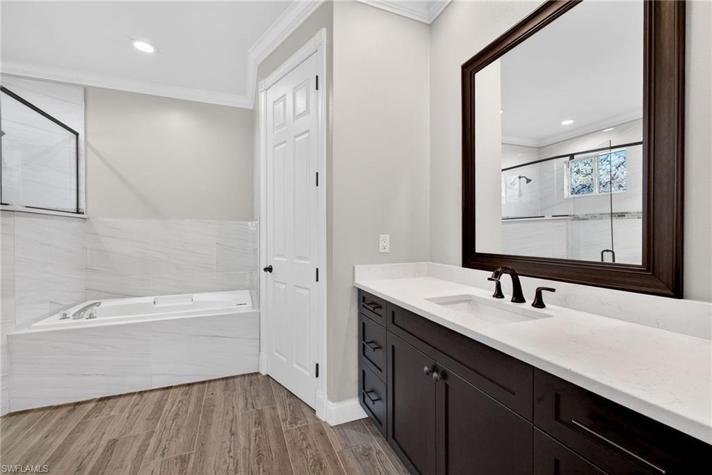 CORAL OAKS GOLF COURSE - Residential