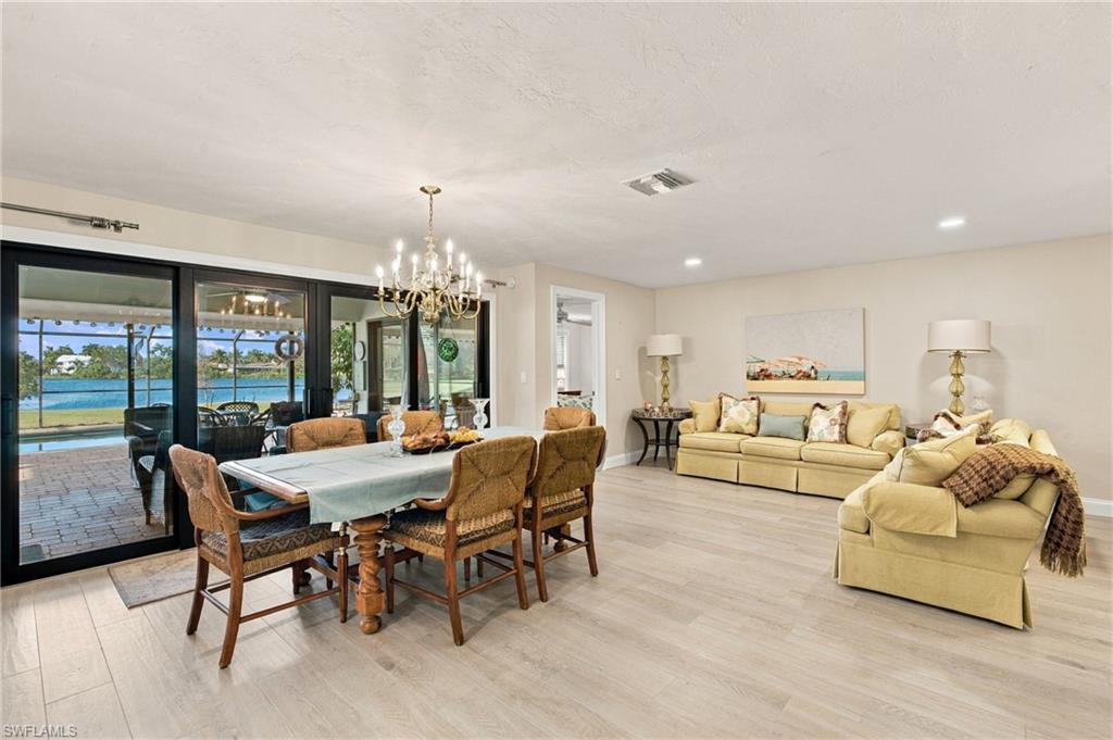 HERITAGE FARMS LAKE ADDN - Residential