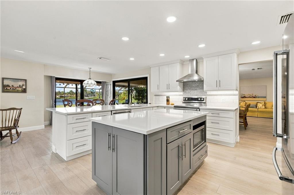 HERITAGE FARMS LAKE ADDN - Residential