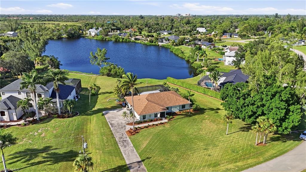 HERITAGE FARMS LAKE ADDN - Residential