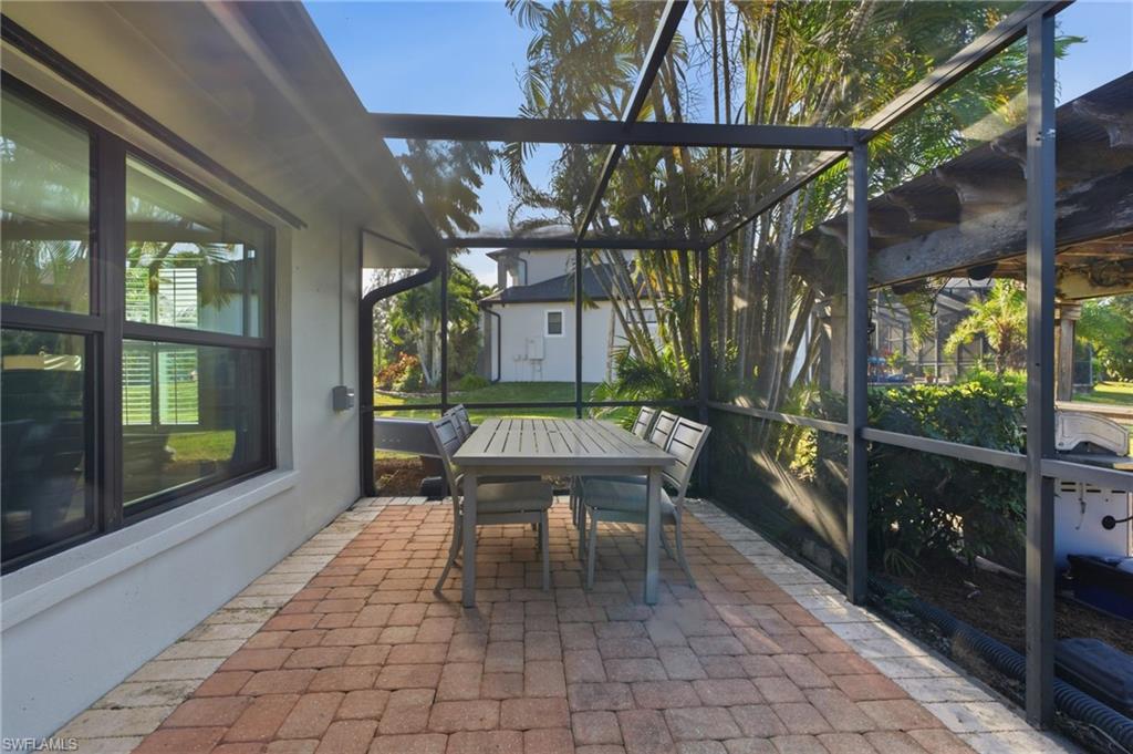 HERITAGE FARMS LAKE ADDN - Residential