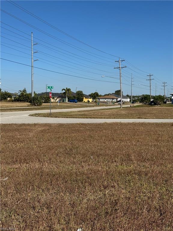 CAPE CORAL - Land