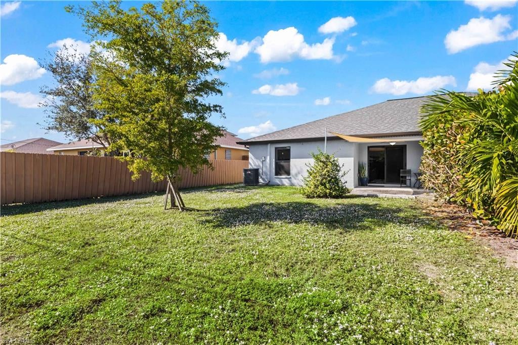 CAPE CORAL - Residential
