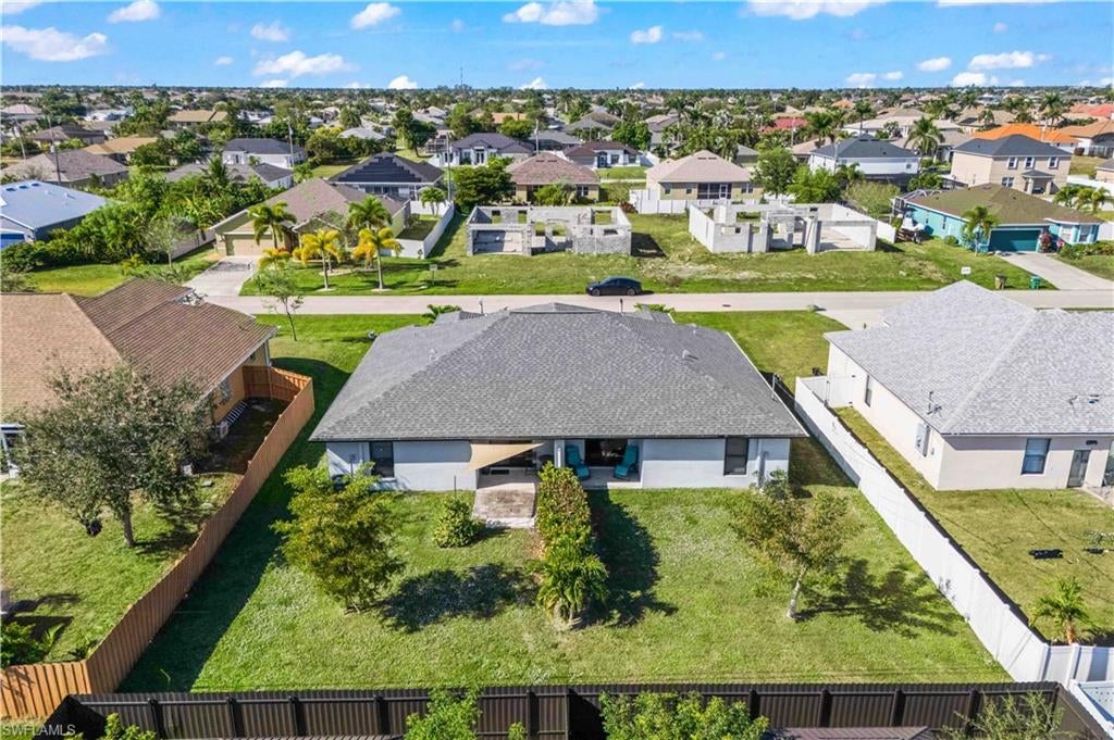 CAPE CORAL - Residential