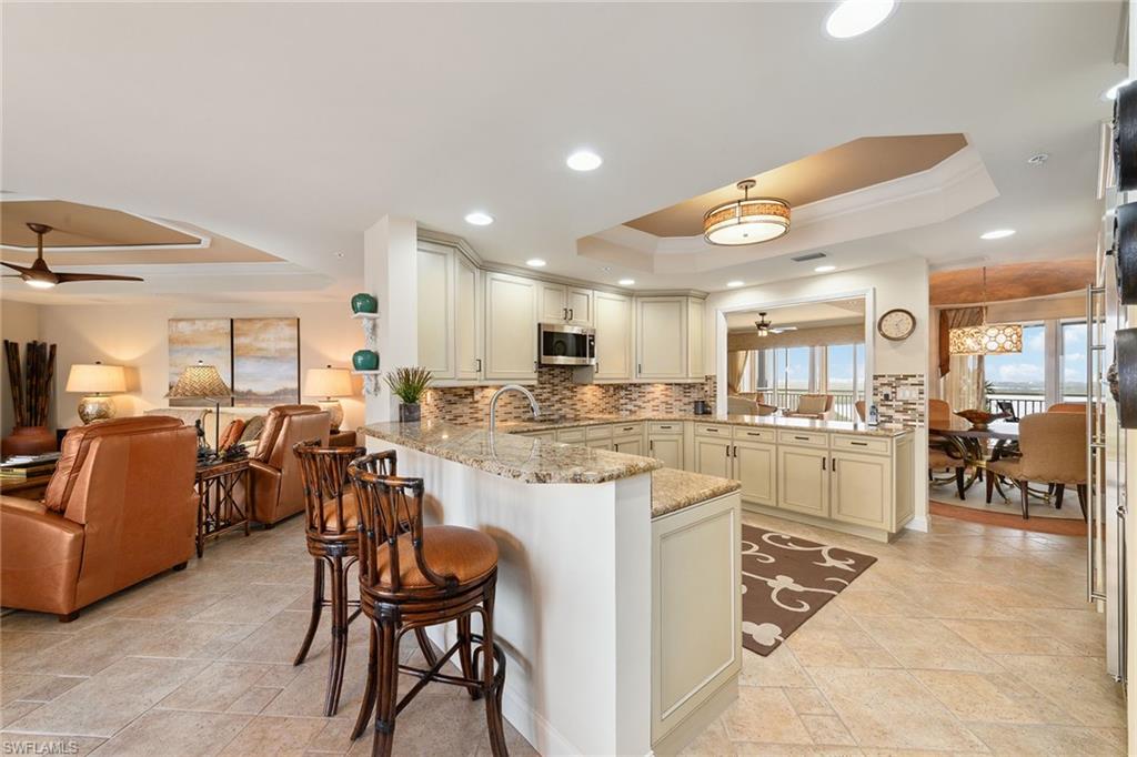 ESTANCIA - Residential