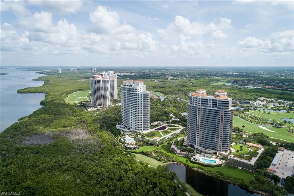 ESTANCIA - Residential