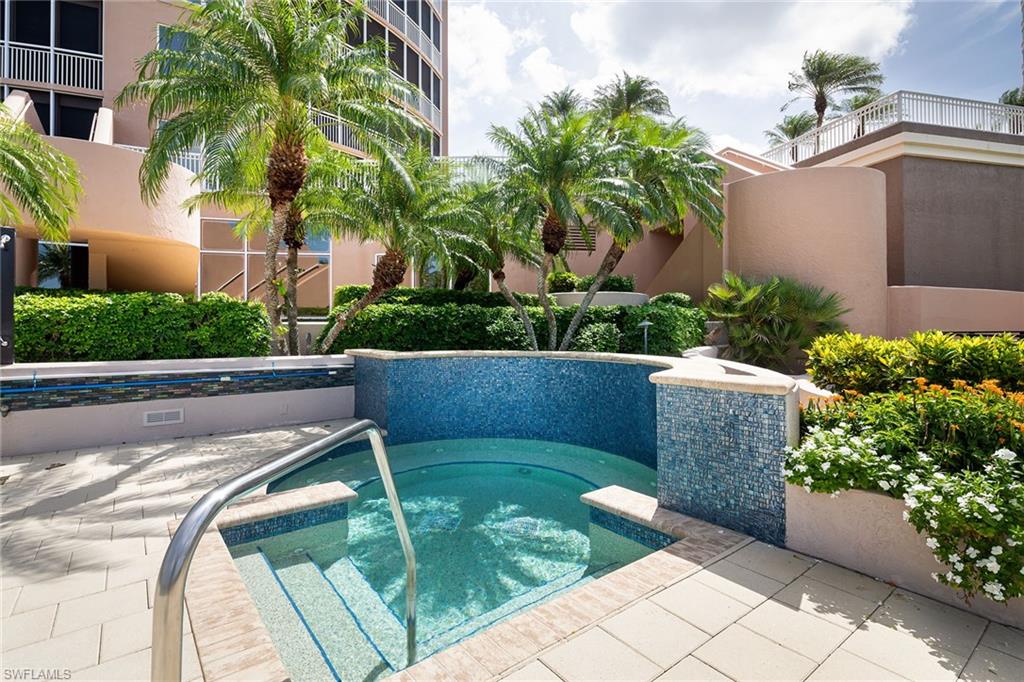 ESTANCIA - Residential
