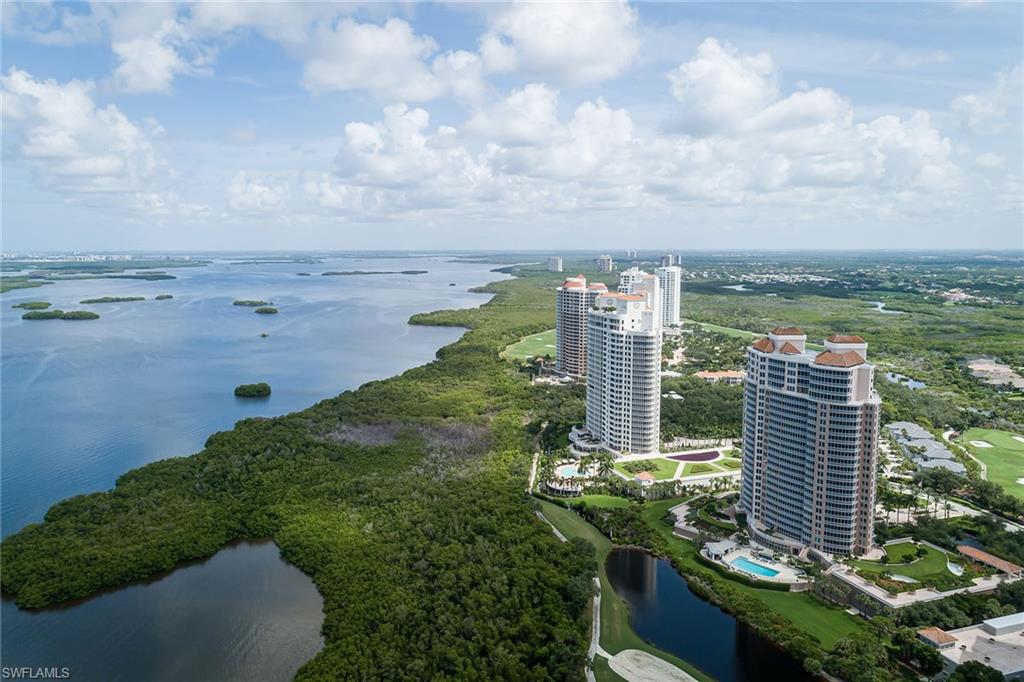 ESTANCIA - Residential