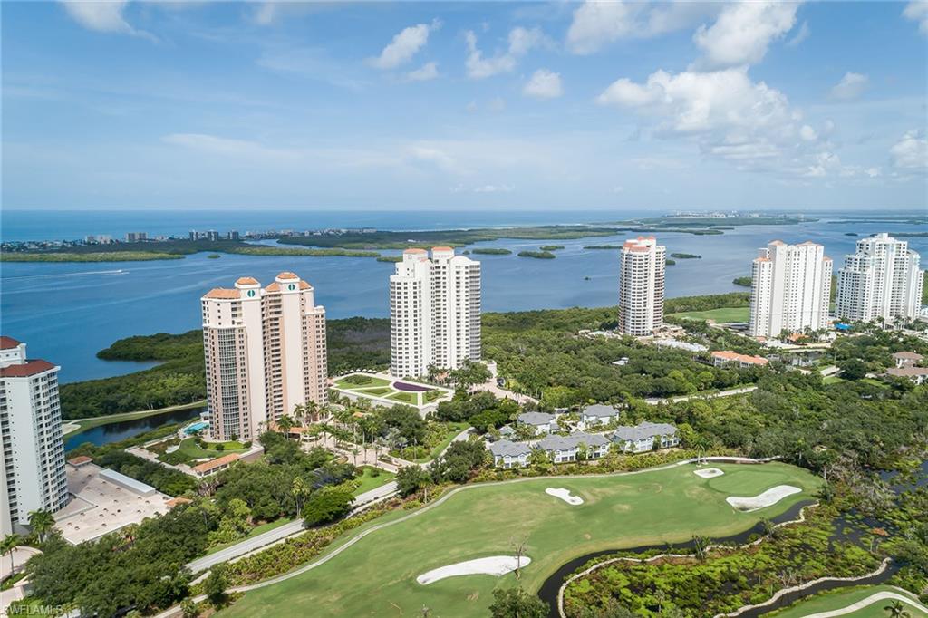 ESTANCIA - Residential