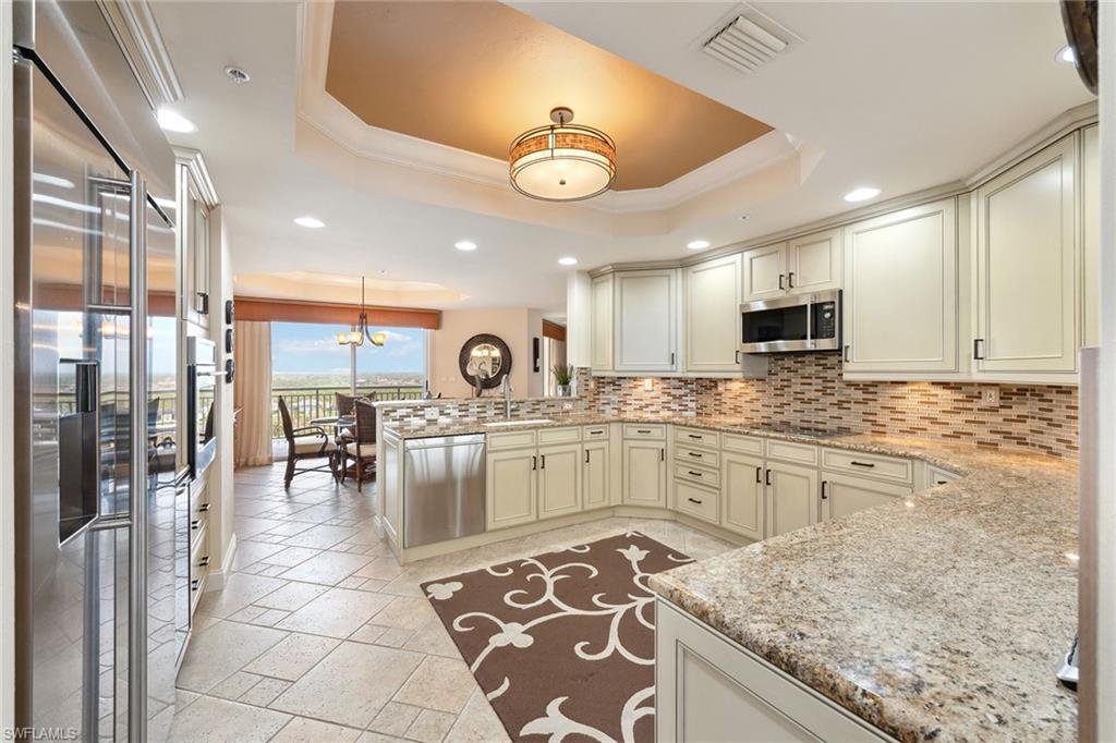 ESTANCIA - Residential