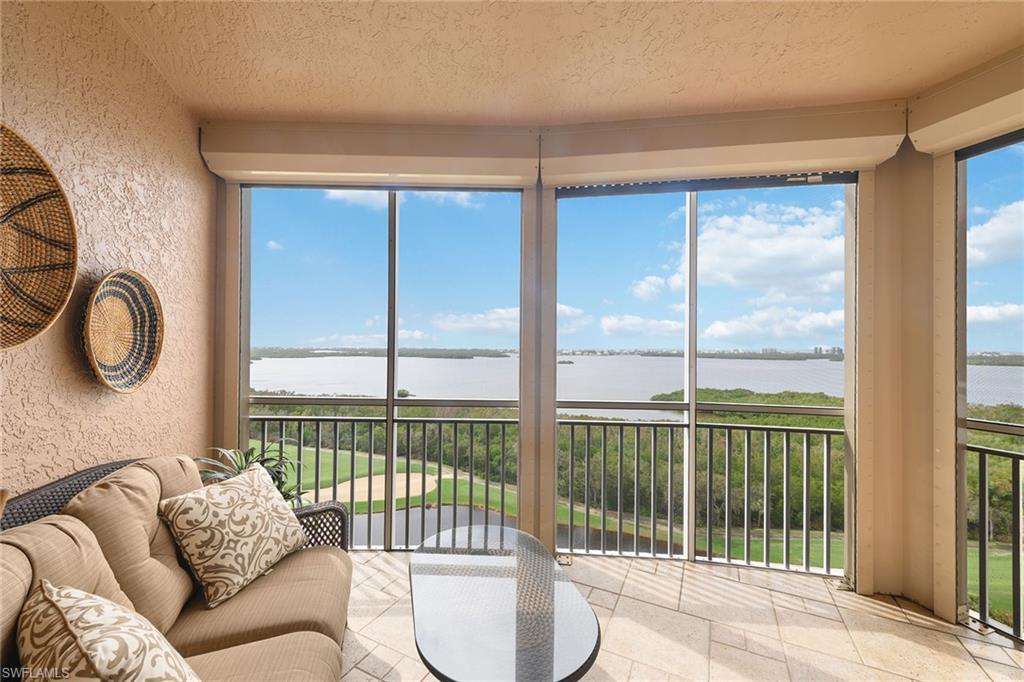 ESTANCIA - Residential