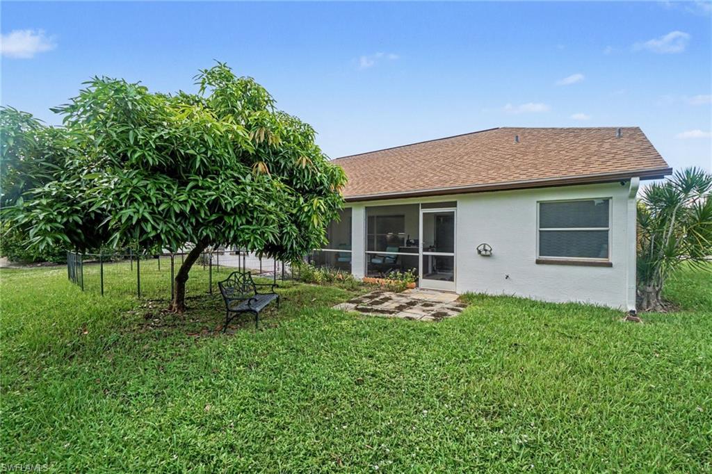 FOUNTAIN LAKES - Residential