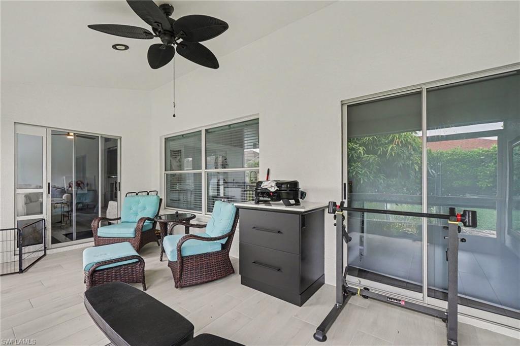 FOUNTAIN LAKES - Residential