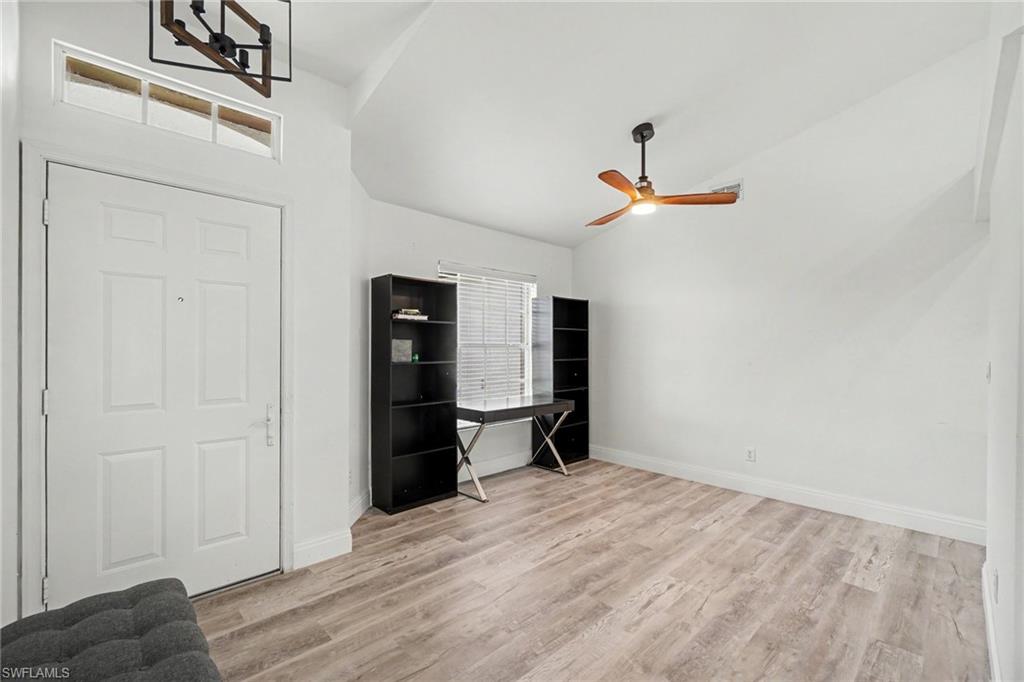 FOUNTAIN LAKES - Residential