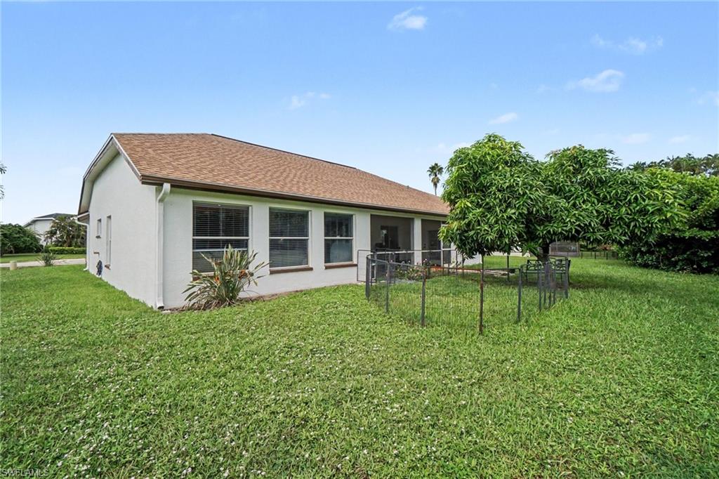 FOUNTAIN LAKES - Residential