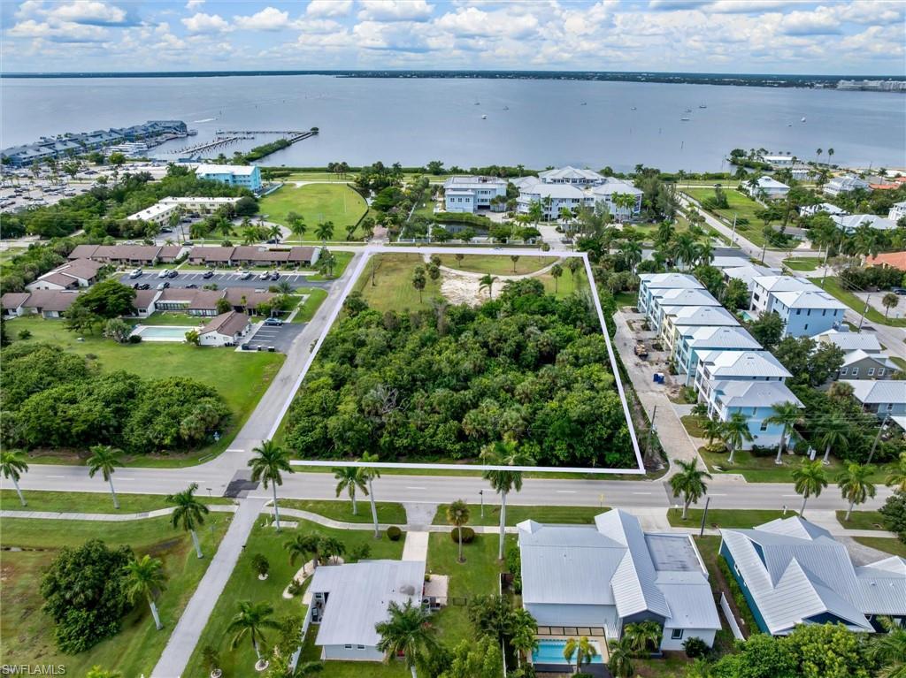 PUNTA GORDA - Land