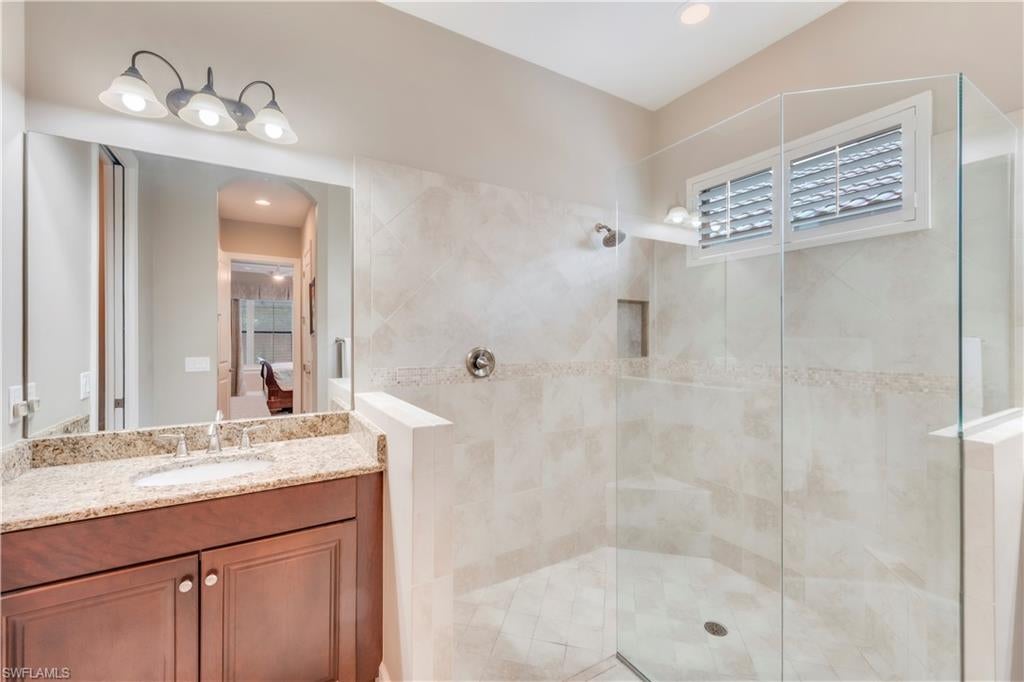 PEBBLE POINTE - Residential