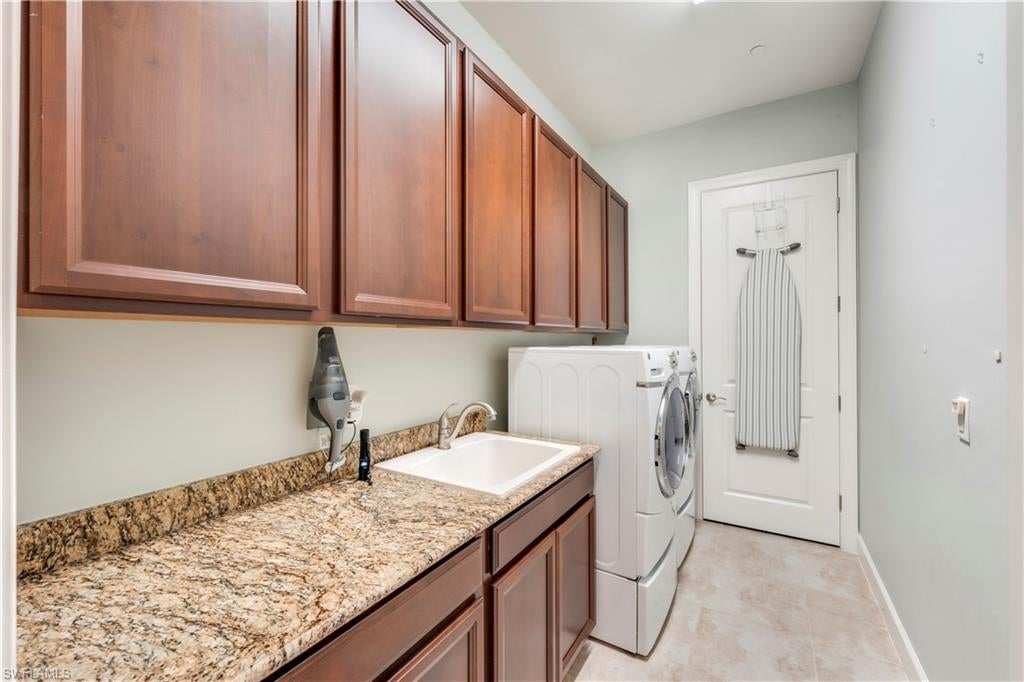 PEBBLE POINTE - Residential