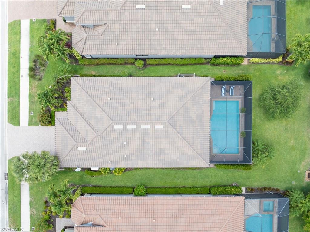 PEBBLE POINTE - Residential