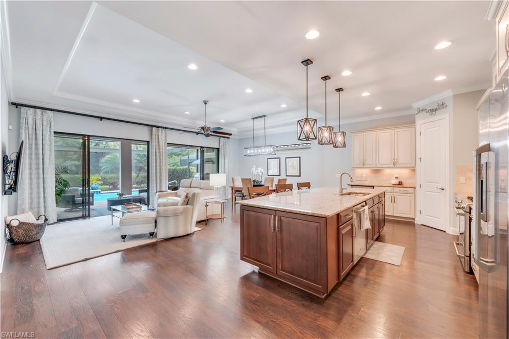 PEBBLE POINTE - Residential