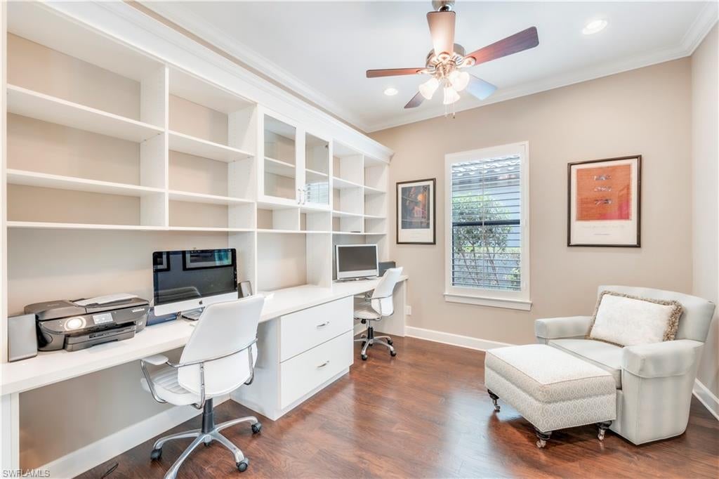 PEBBLE POINTE - Residential