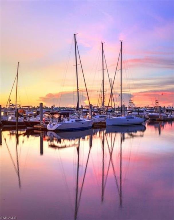 MOORINGS - Land