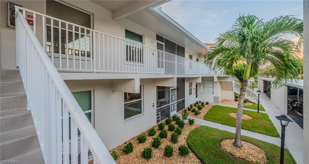 VILLAGES AT COUNTRY CREEK - Residential