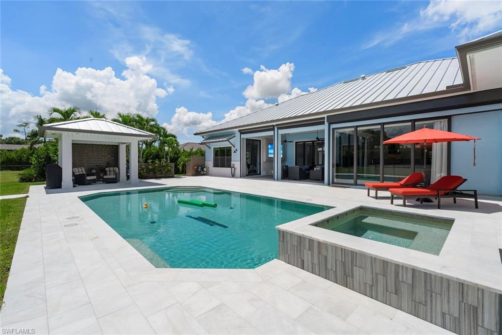 HIDDEN PINES - Residential