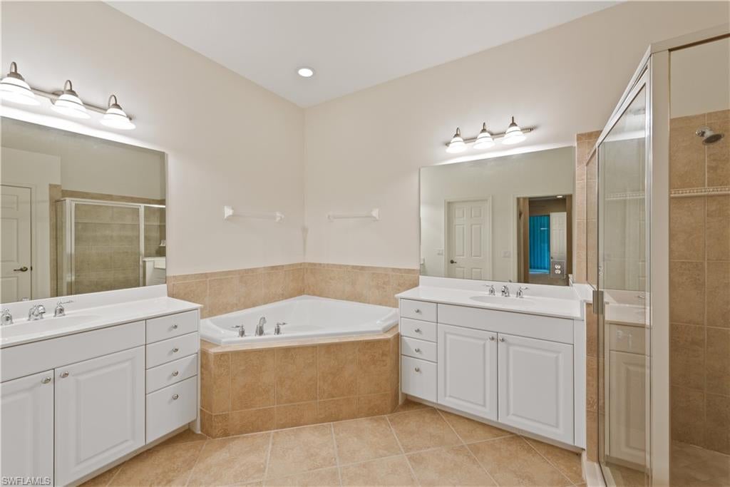 CHESAPEAKE COVE - Residential
