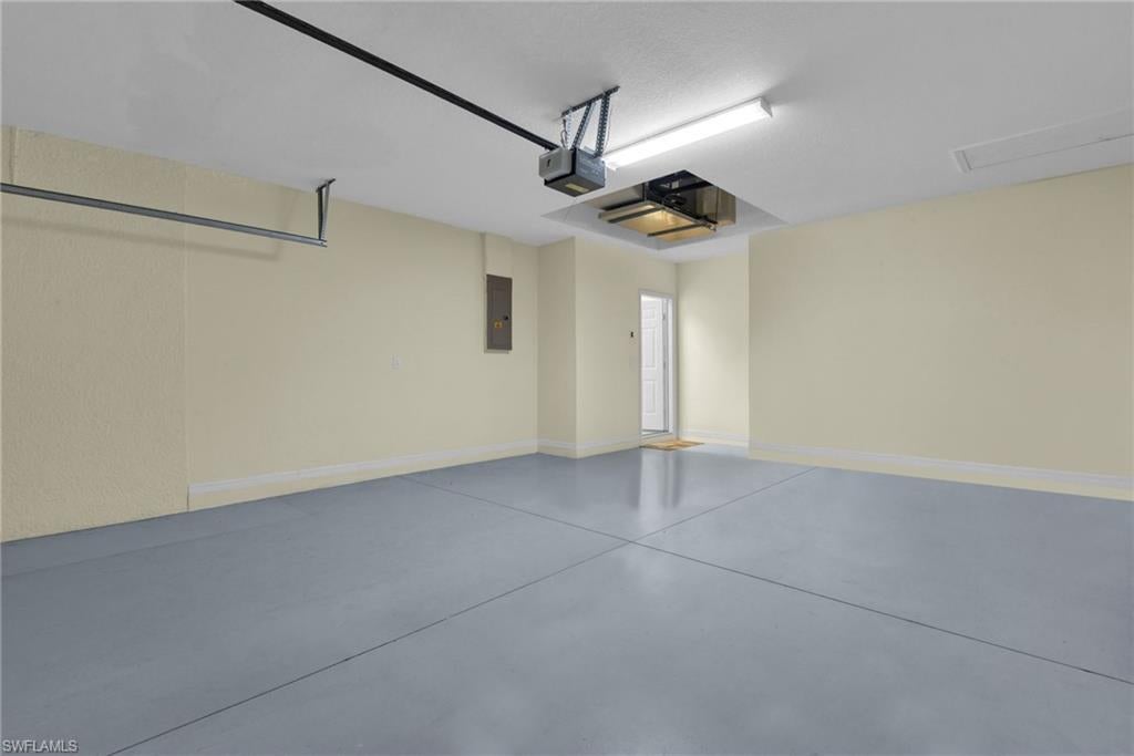 STONEYBROOK - Residential