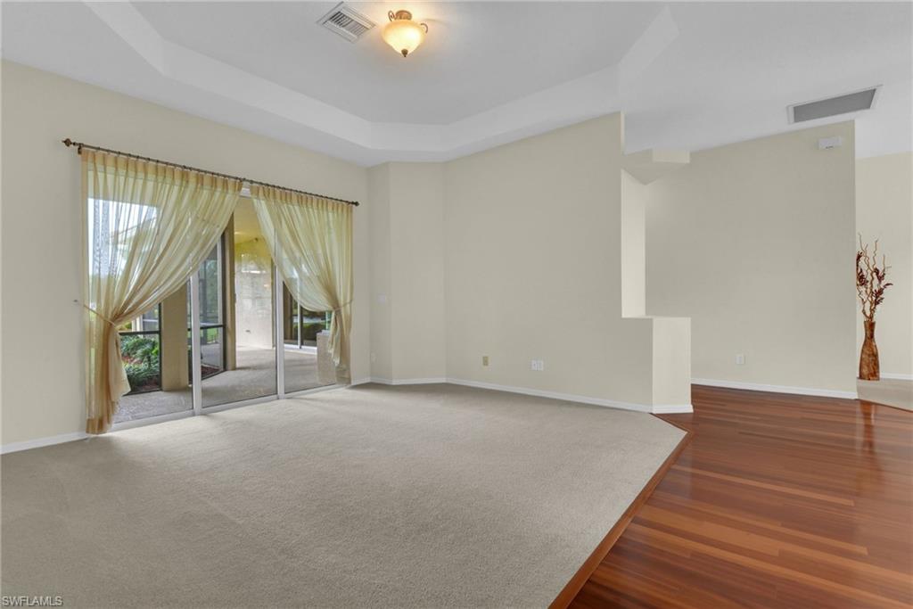 STONEYBROOK - Residential
