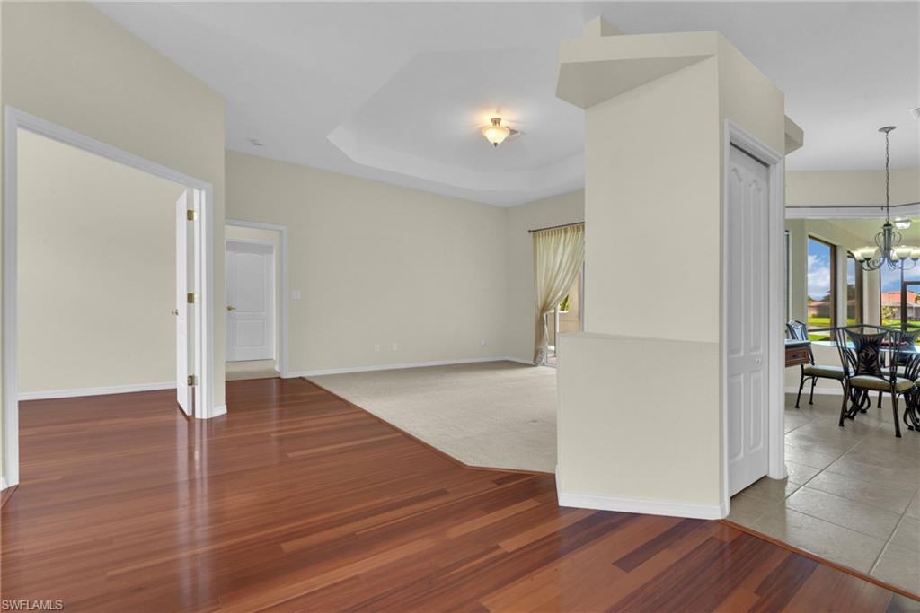 STONEYBROOK - Residential