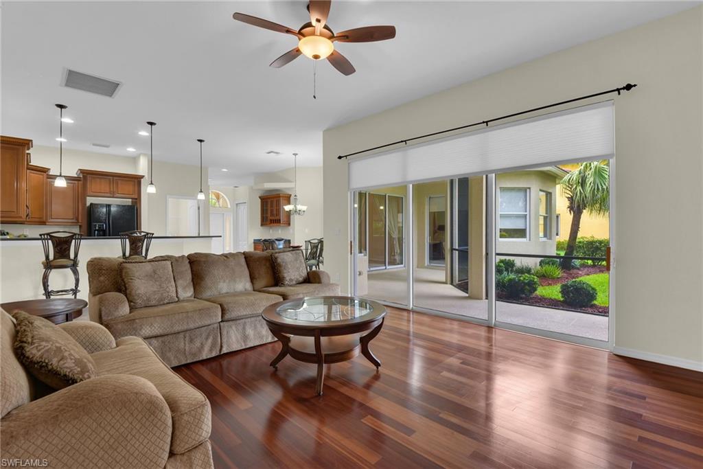 STONEYBROOK - Residential