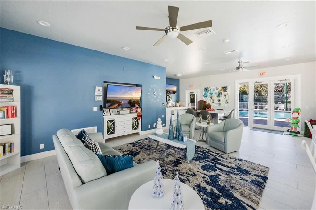 WILSHIRE PINES - Residential