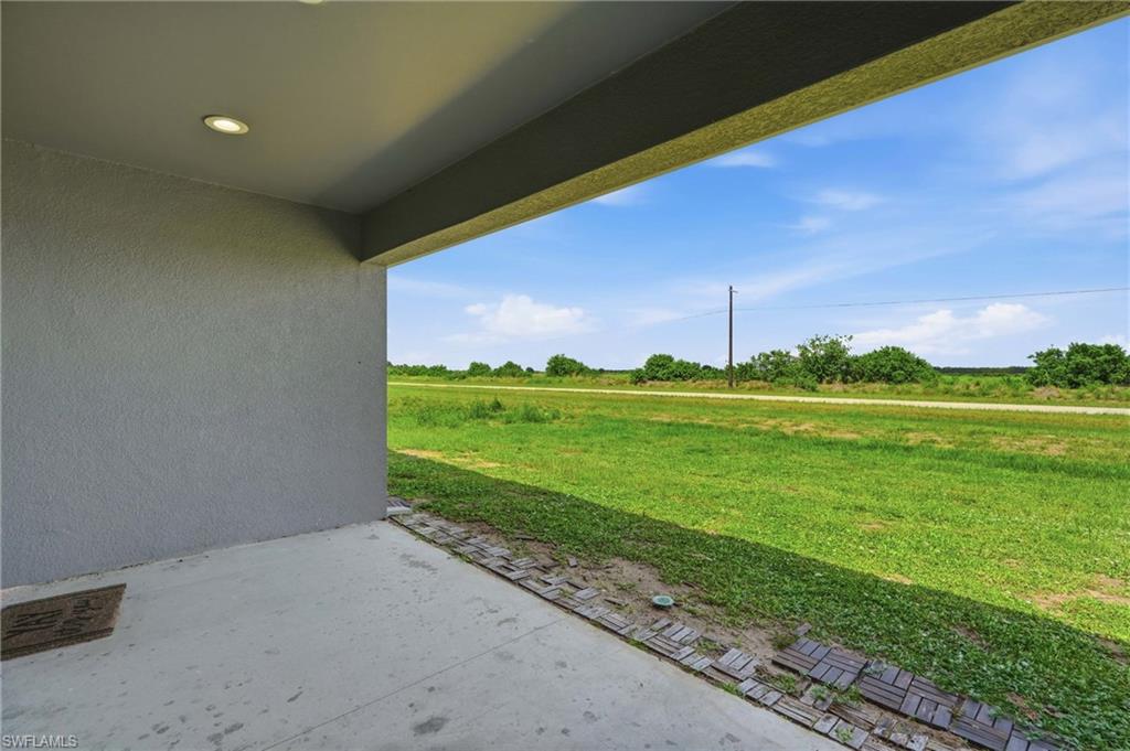 BANYAN VILLAGE - Residential