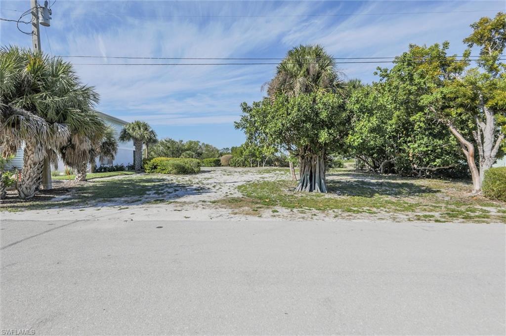 BEACHVIEW COUNTRY CLUB ESTATES - Land