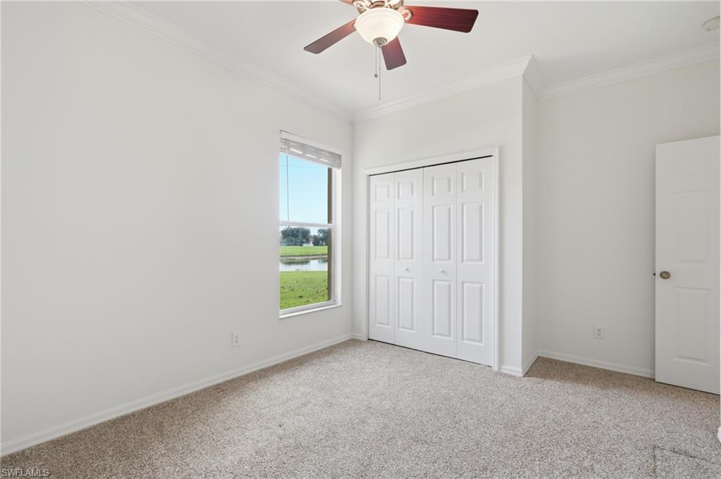 PINEWOOD LAKES - Residential