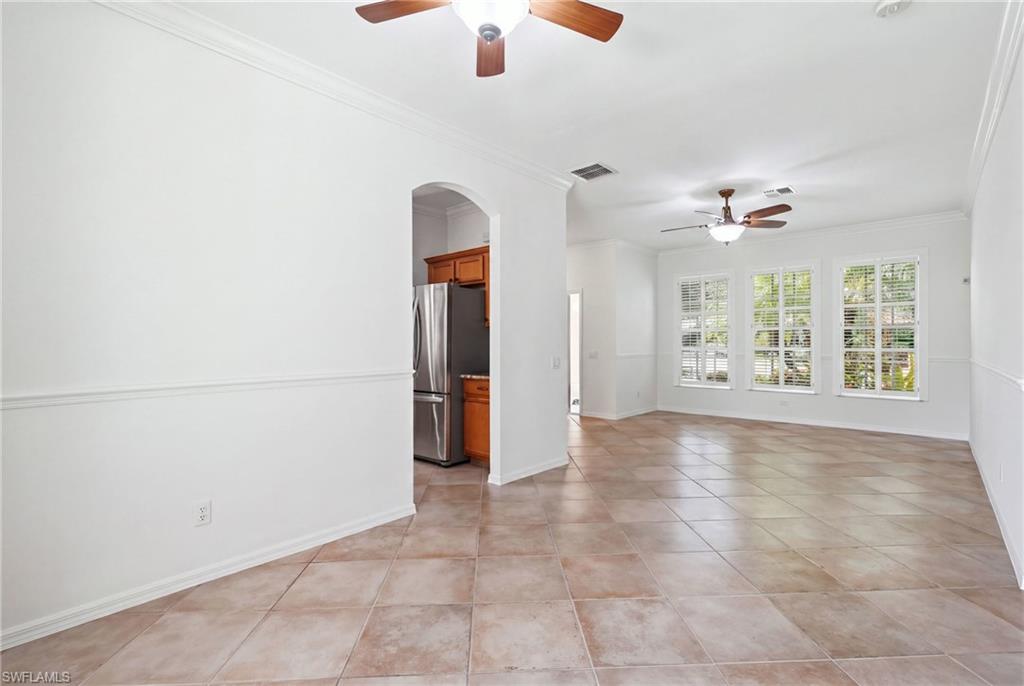 PINEWOOD LAKES - Residential