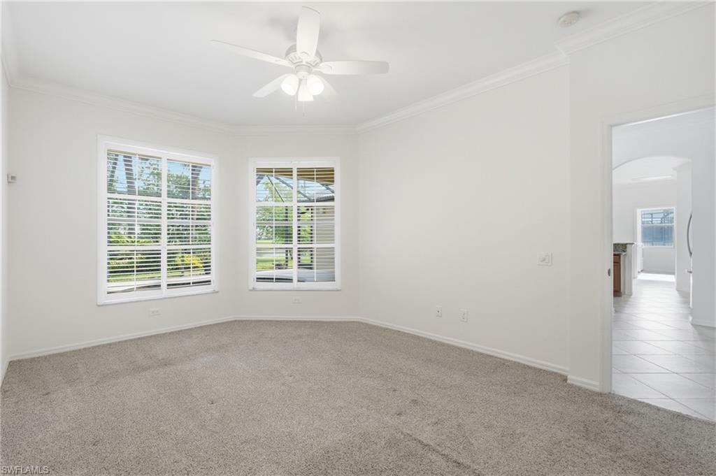 PINEWOOD LAKES - Residential