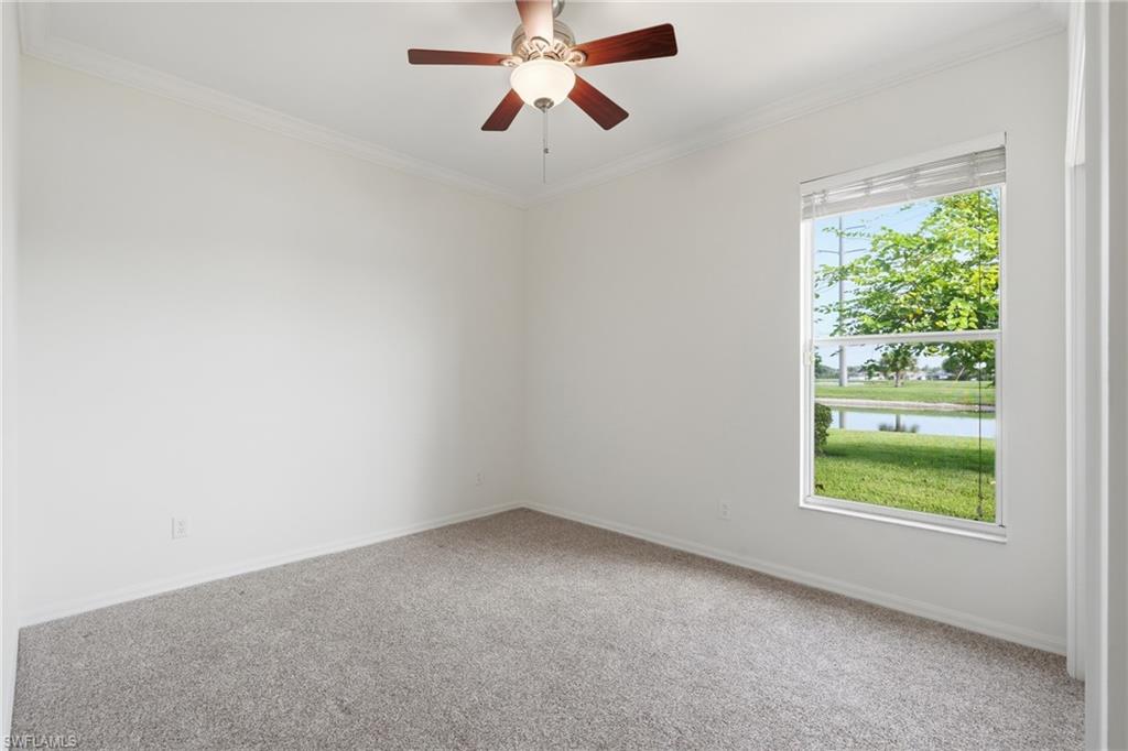PINEWOOD LAKES - Residential