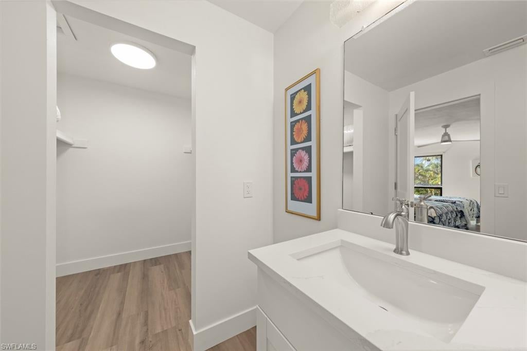 BLIND PASS CONDO - Residential