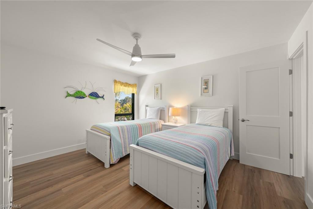 BLIND PASS CONDO - Residential