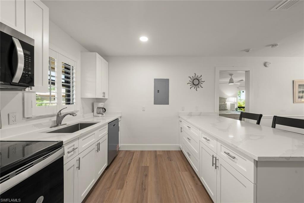 BLIND PASS CONDO - Residential