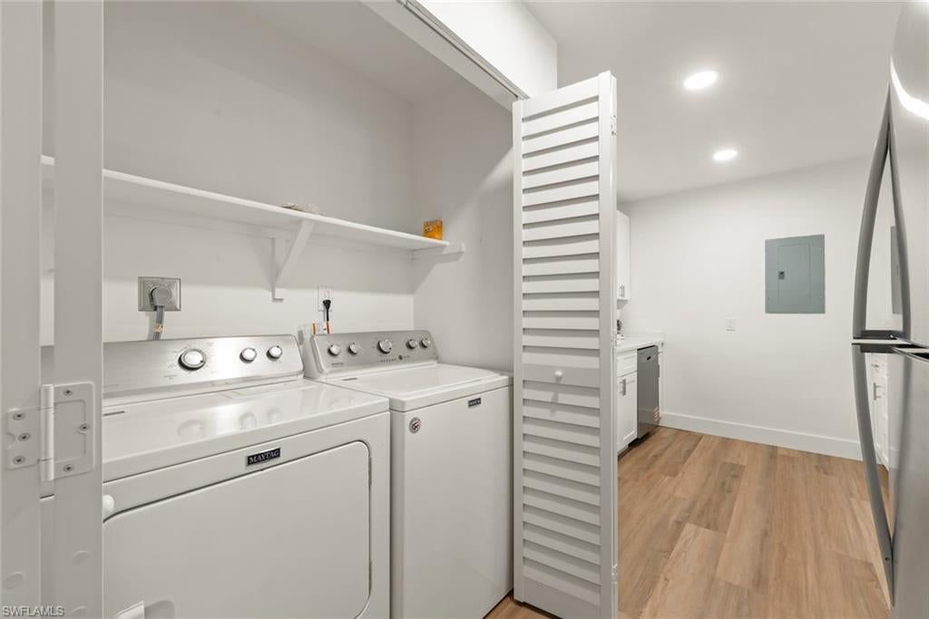 BLIND PASS CONDO - Residential