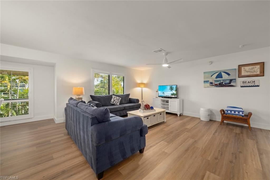 BLIND PASS CONDO - Residential