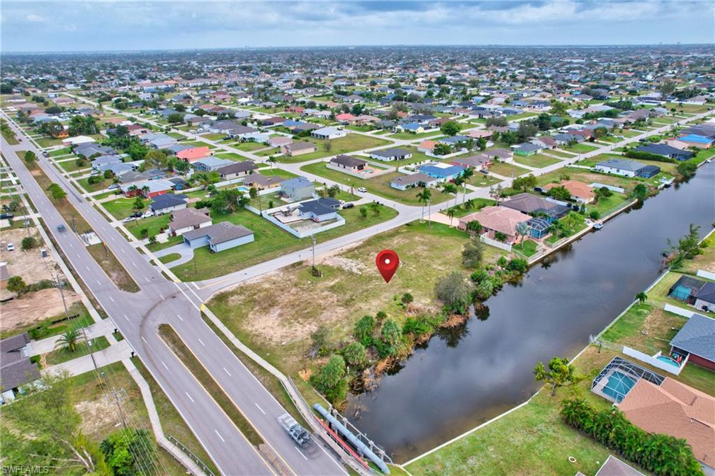 CAPE CORAL - Land