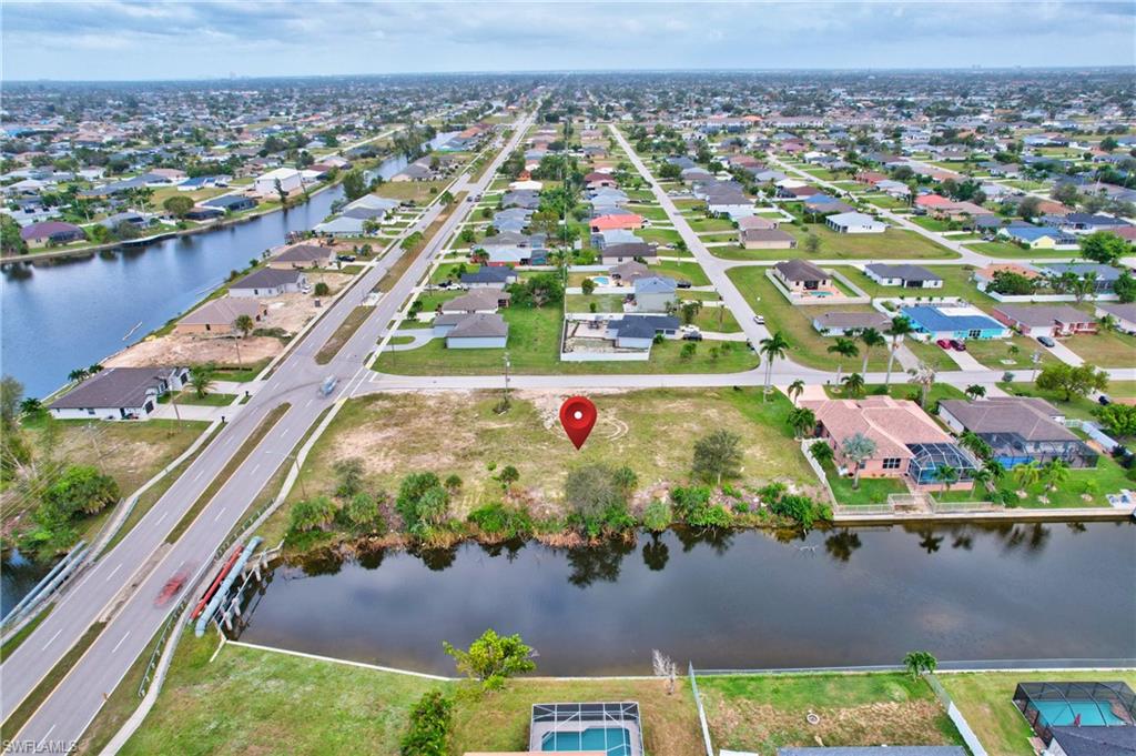 CAPE CORAL - Land